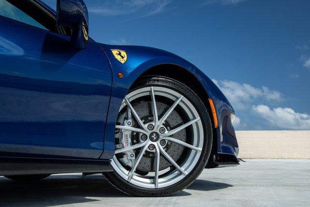 2020 Ferrari 488 PISTA