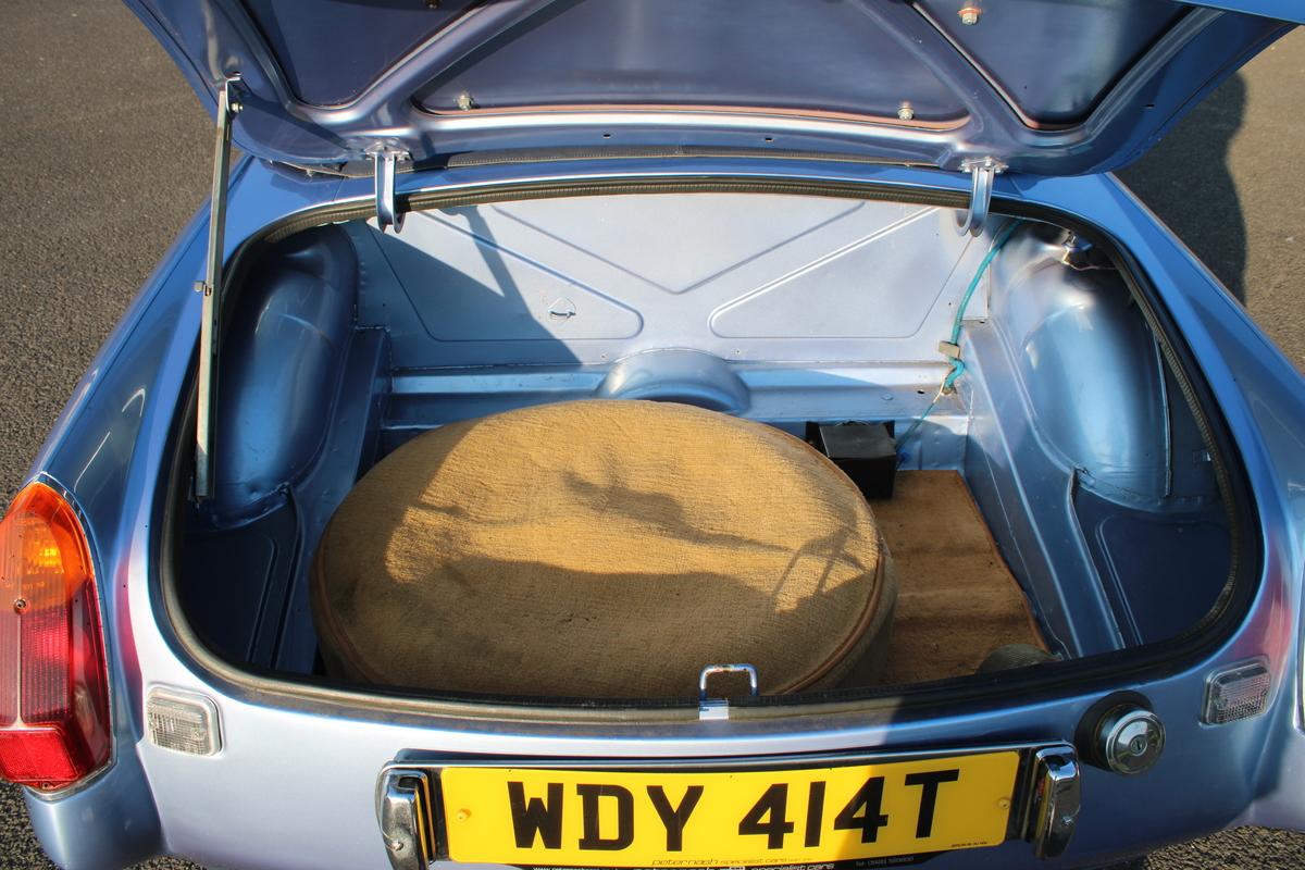 1979 MG B ROADSTER SEBRING