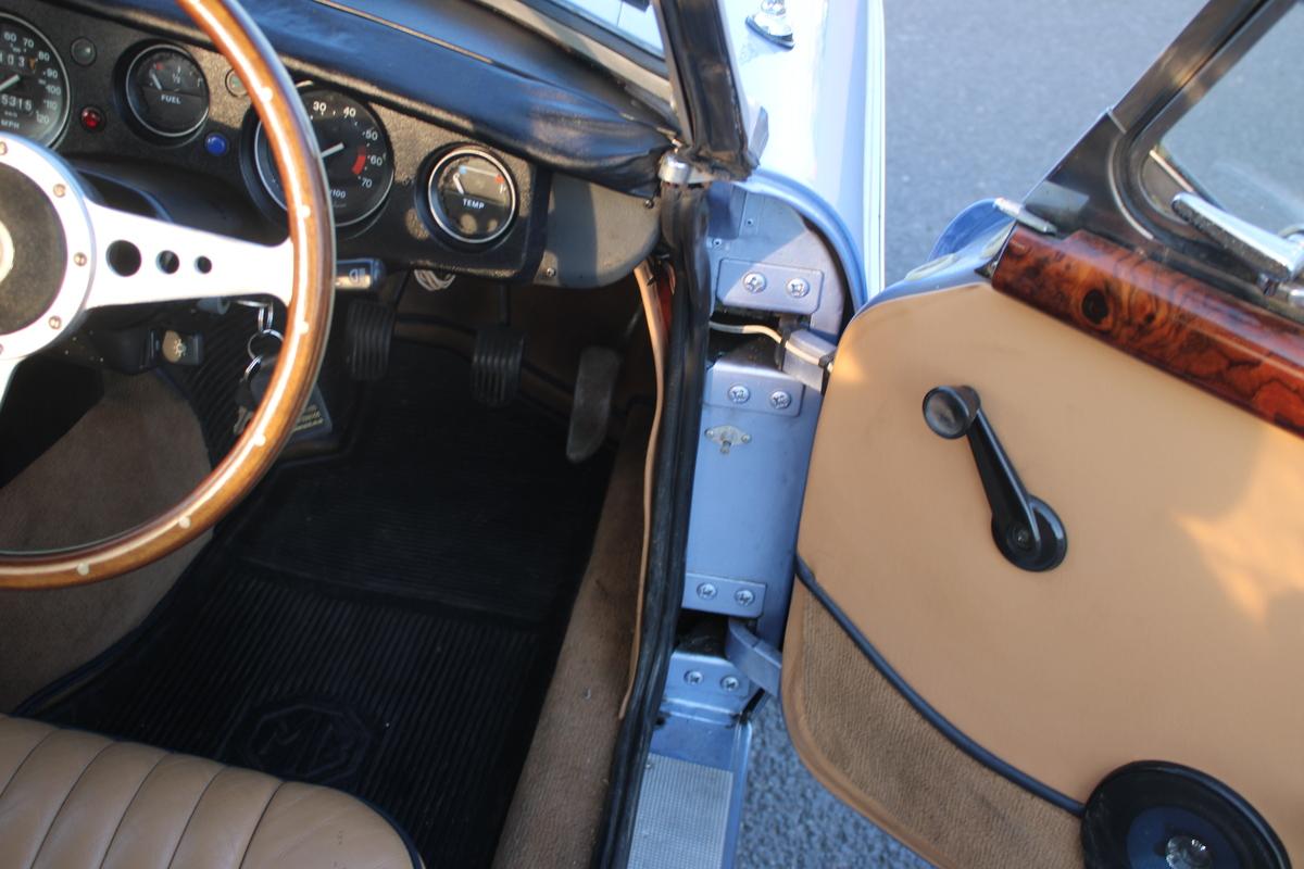 1979 MG B ROADSTER SEBRING