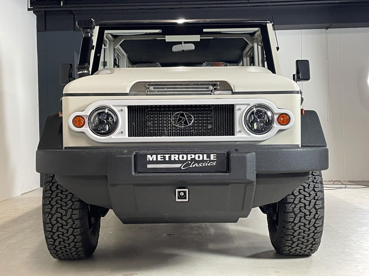 2023 Toyota amphicruser