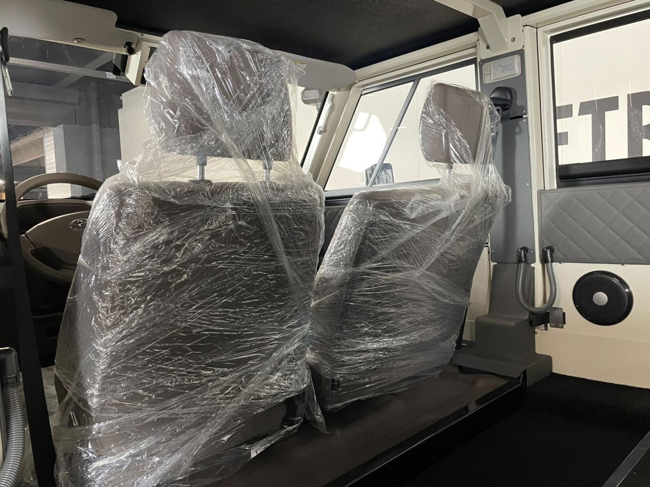 2023 Toyota amphicruser