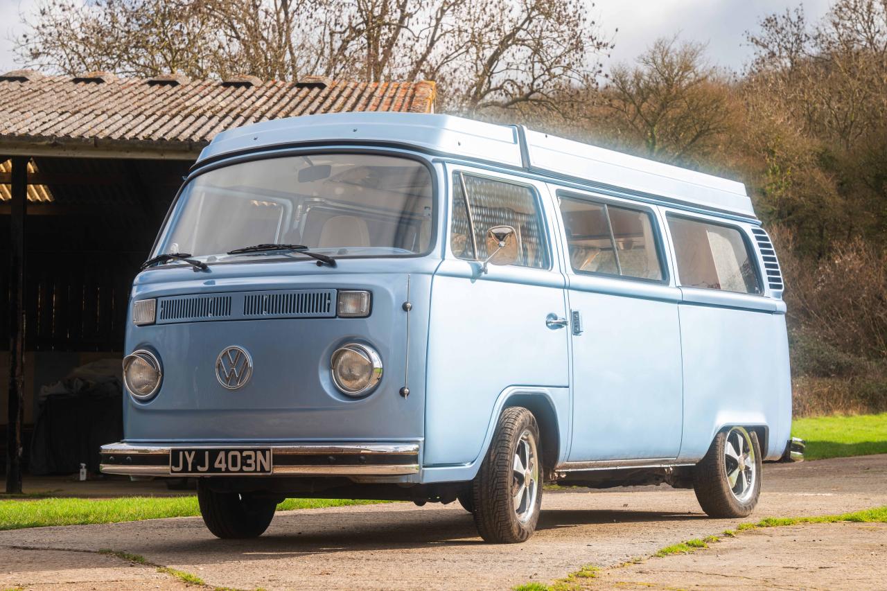 1975 Volkswagen T2 Bay Campervan