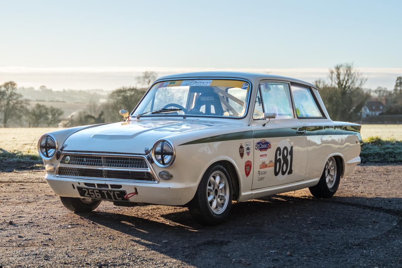 1963 Ford Cortina - Lotus Cortina Race Car Recreation
