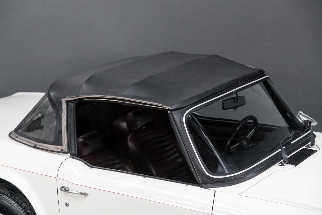 1974 Triumph TR6 Overdrive