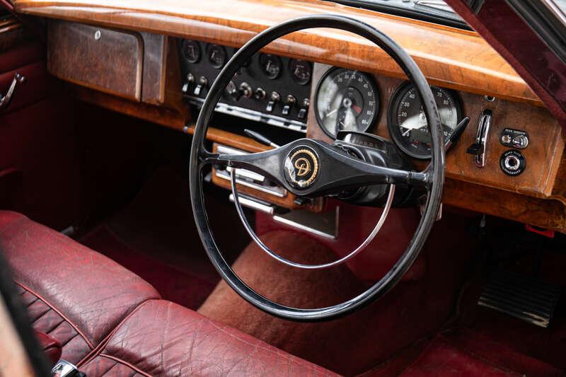 1967 Daimler 250 V8