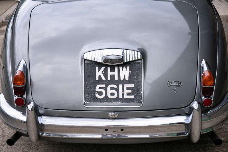 1967 Daimler 250 V8