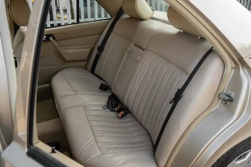 1988 Mercedes - Benz 190E