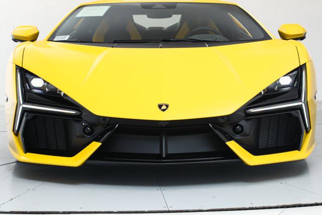 2024 Lamborghini Revuelto