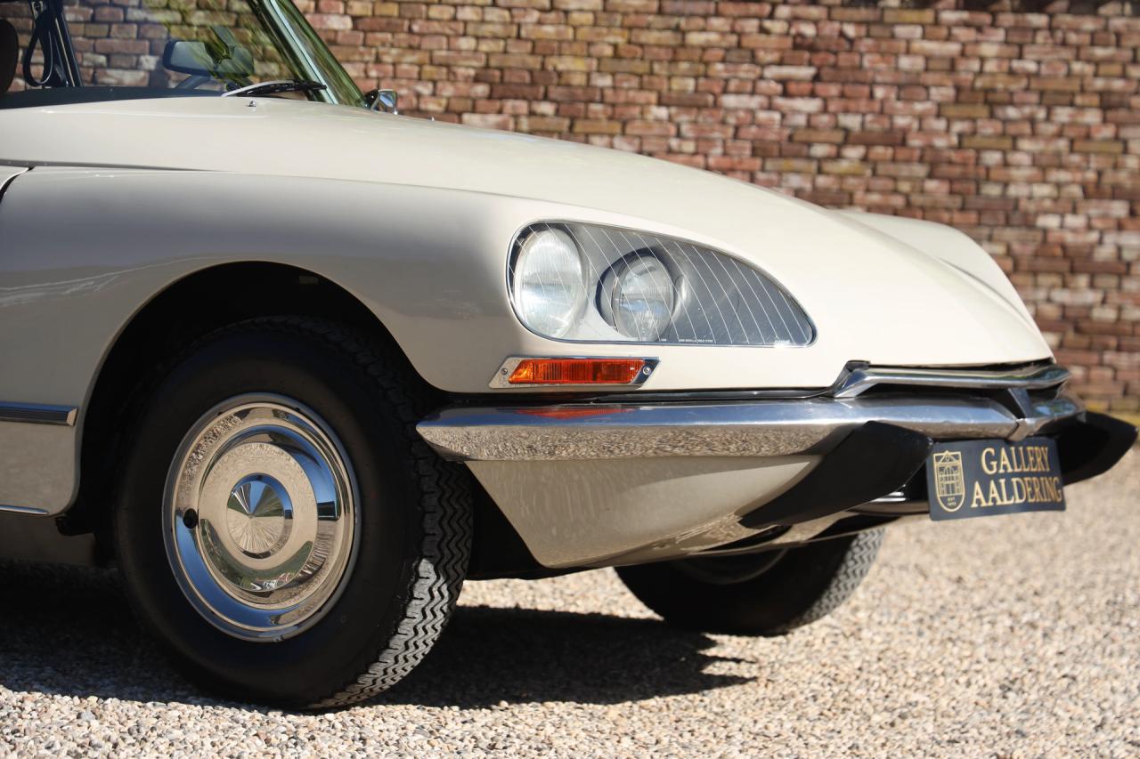 1971 Citro&euml;n Citro&euml;n DS20 Pallas &ldquo;Beige Albatros&rdquo;