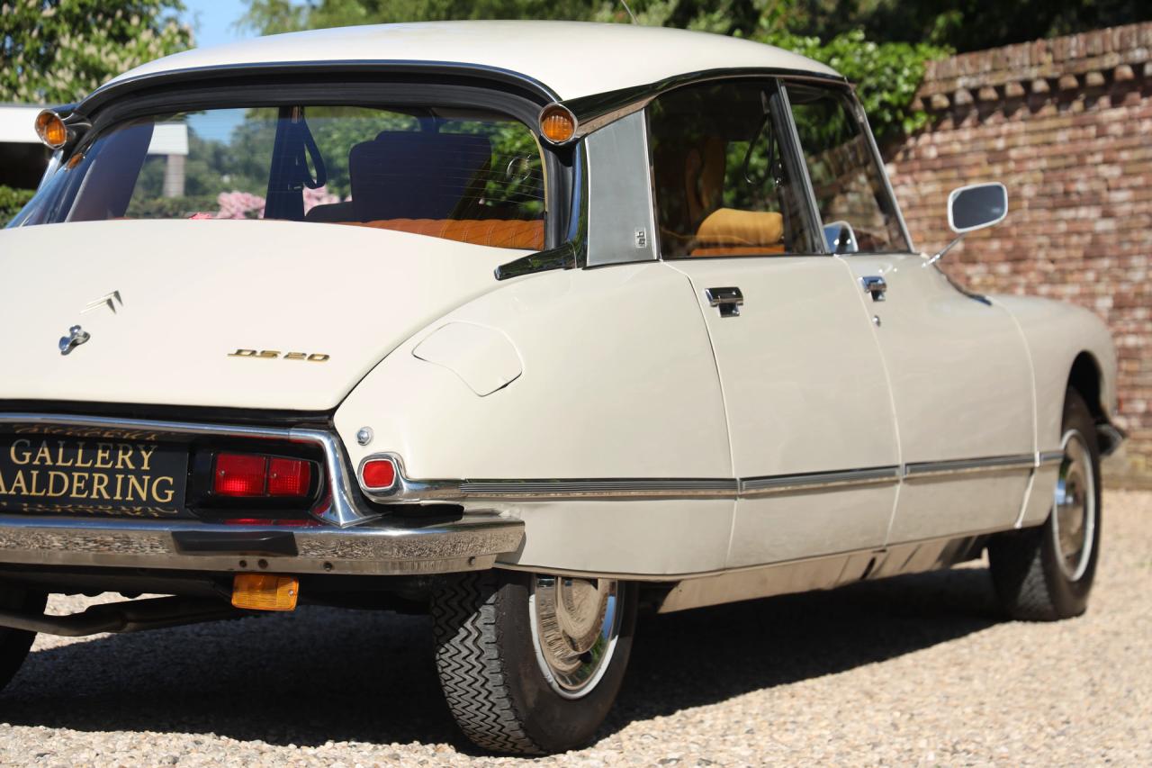 1971 Citro&euml;n Citro&euml;n DS20 Pallas &ldquo;Beige Albatros&rdquo;