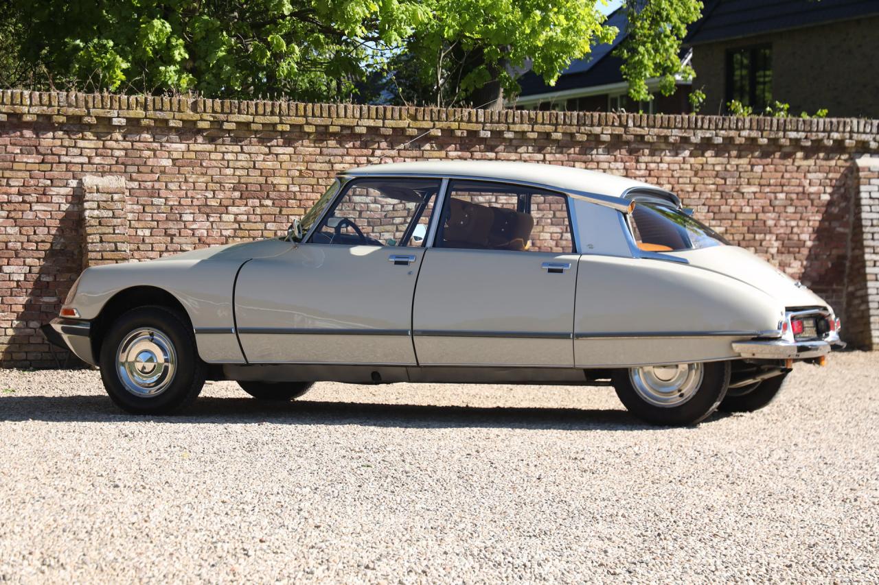1971 Citro&euml;n Citro&euml;n DS20 Pallas &ldquo;Beige Albatros&rdquo;