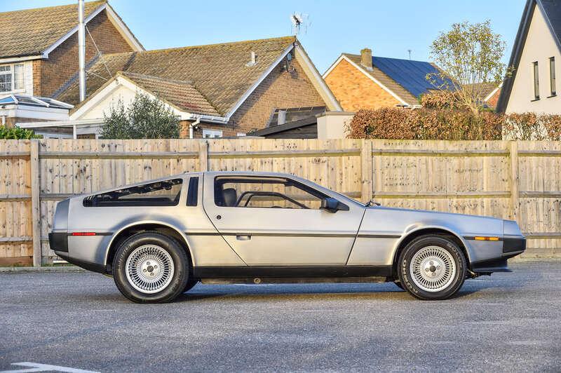 1981 DeLorean DMC-12