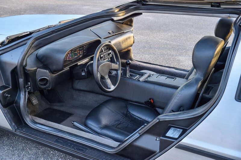 1981 DeLorean DMC-12