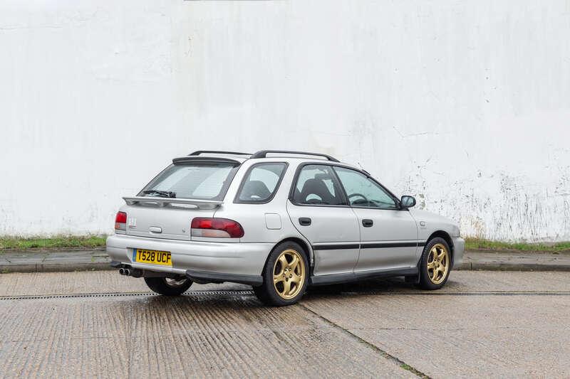 1999 Subaru IMPREZA SPORTSWAGON UK 2000 TURBO