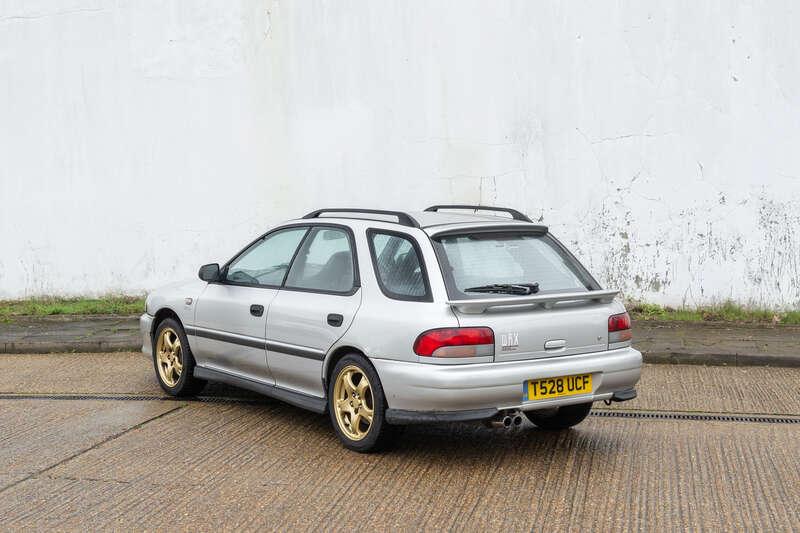 1999 Subaru IMPREZA SPORTSWAGON UK 2000 TURBO