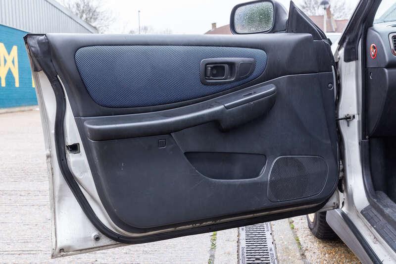 1999 Subaru IMPREZA SPORTSWAGON UK 2000 TURBO