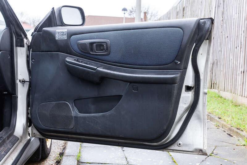 1999 Subaru IMPREZA SPORTSWAGON UK 2000 TURBO