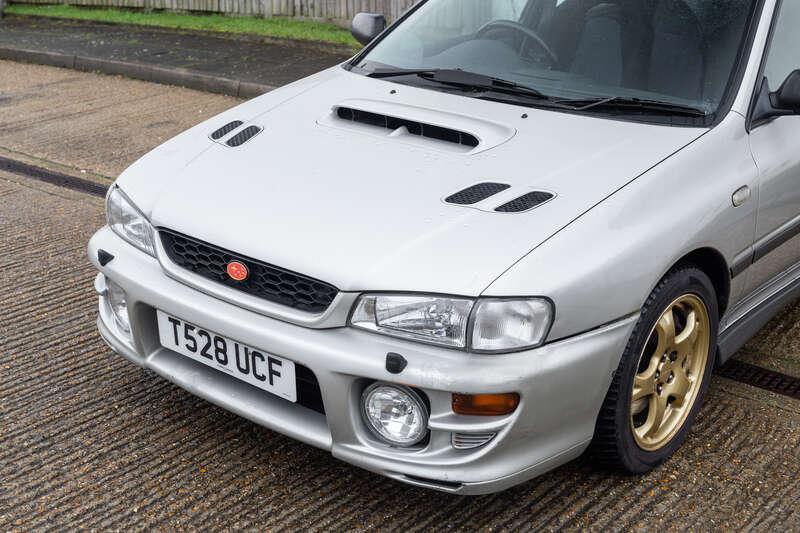 1999 Subaru IMPREZA SPORTSWAGON UK 2000 TURBO