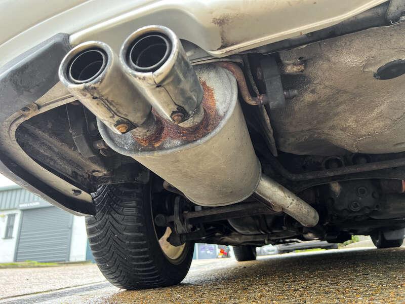 1999 Subaru IMPREZA SPORTSWAGON UK 2000 TURBO