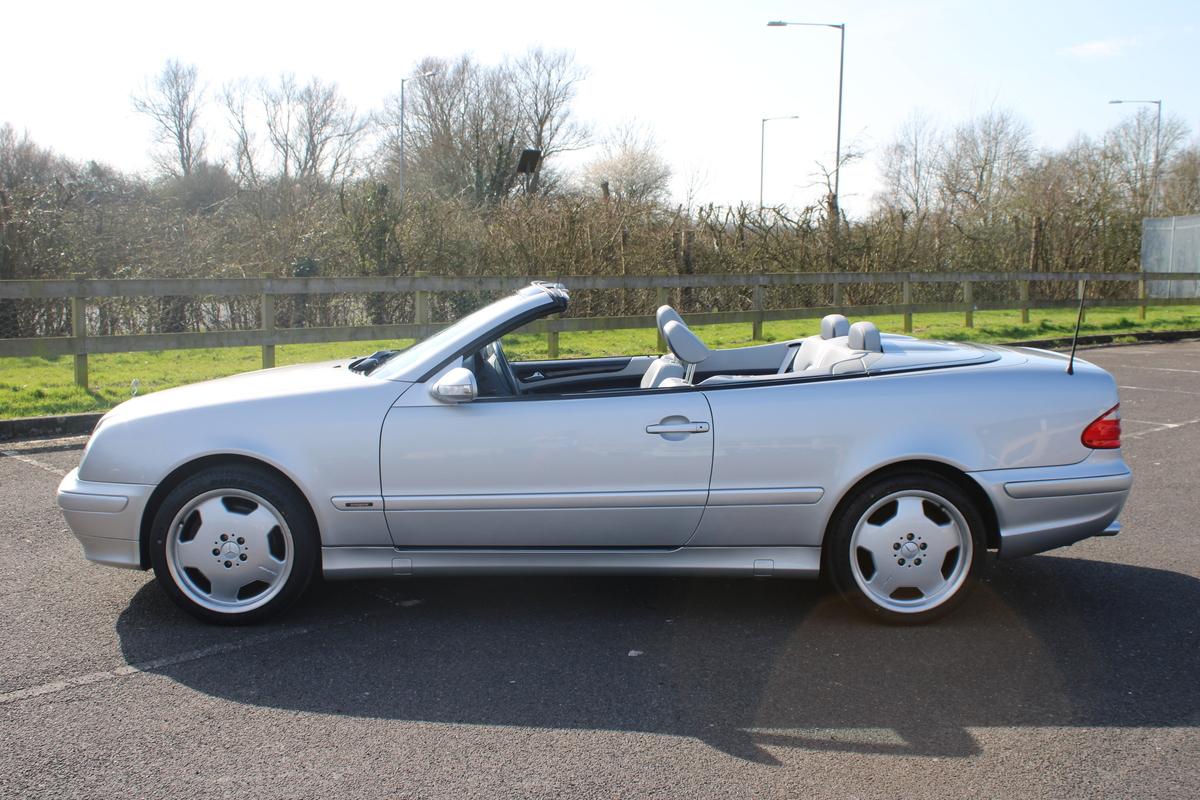 2000 Mercedes - Benz CLK430 AVANTGARDE AUTO CONVERTIBLE