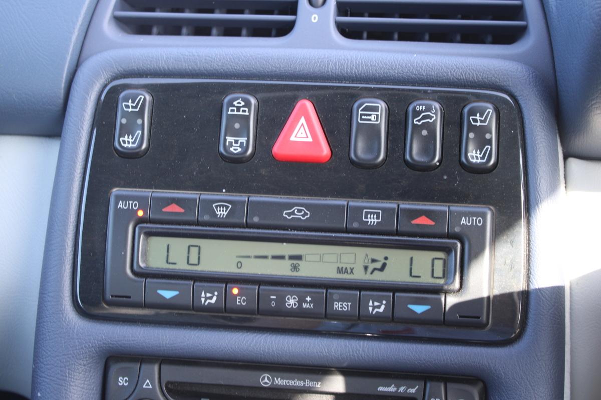 2000 Mercedes - Benz CLK430 AVANTGARDE AUTO CONVERTIBLE