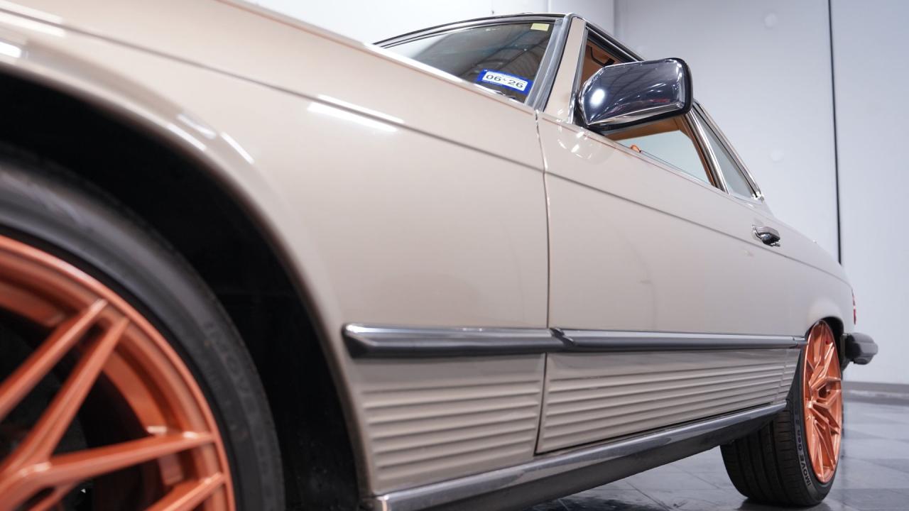 1986 Mercedes - Benz 560SL