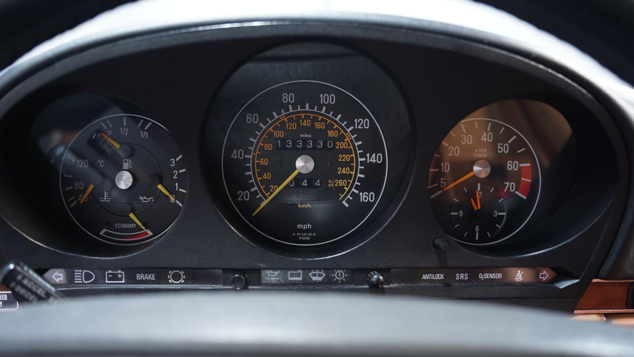 1986 Mercedes - Benz 560SL