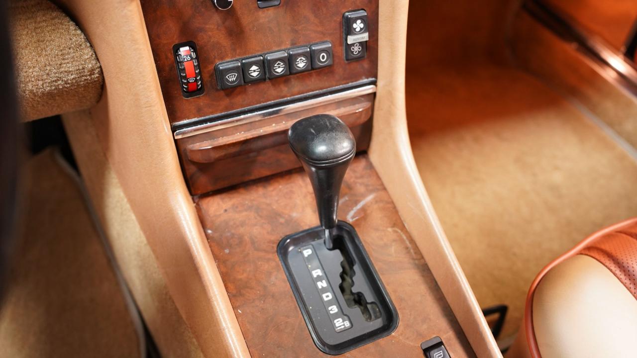 1986 Mercedes - Benz 560SL