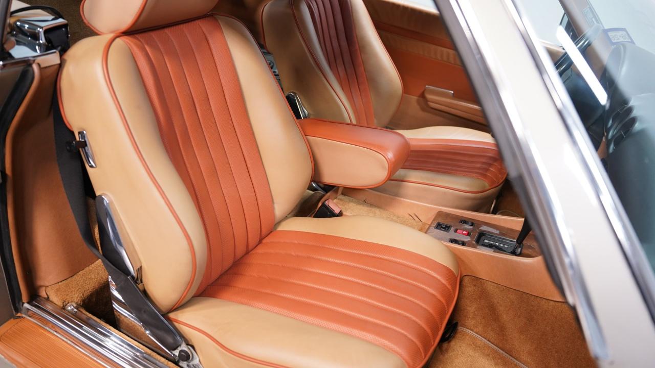 1986 Mercedes - Benz 560SL