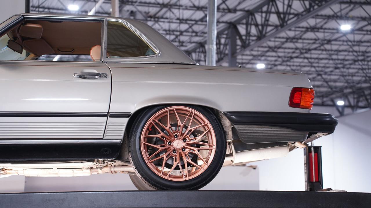 1986 Mercedes - Benz 560SL