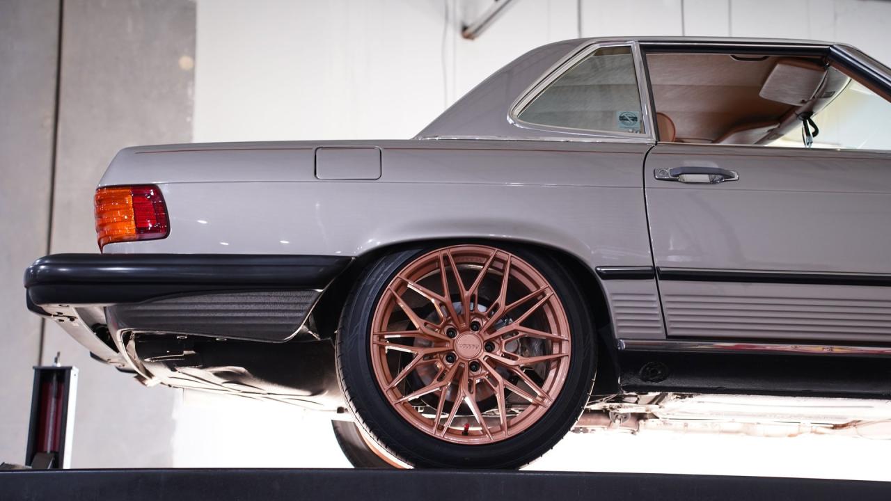 1986 Mercedes - Benz 560SL