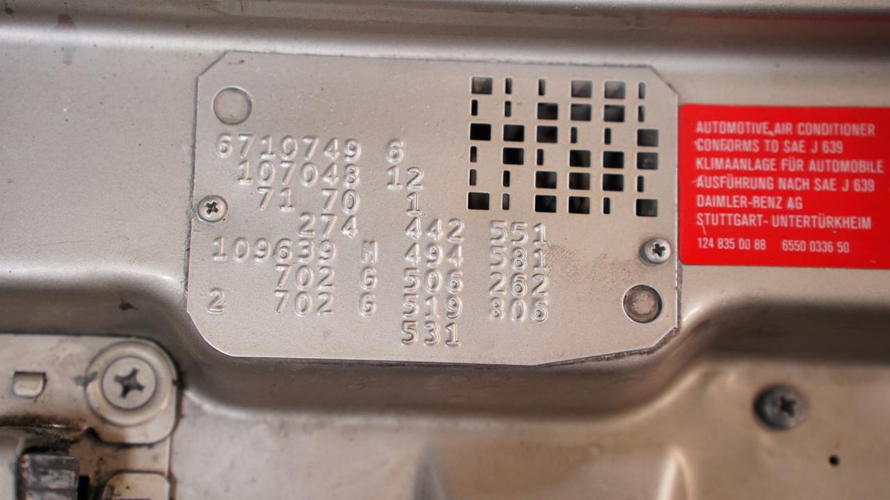 1986 Mercedes - Benz 560SL