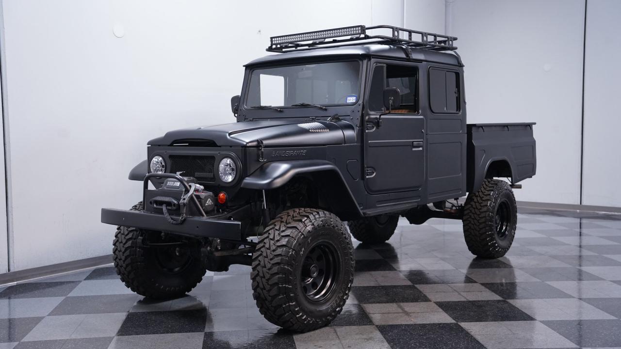 1990 Toyota Bandeirante Custom Pickup