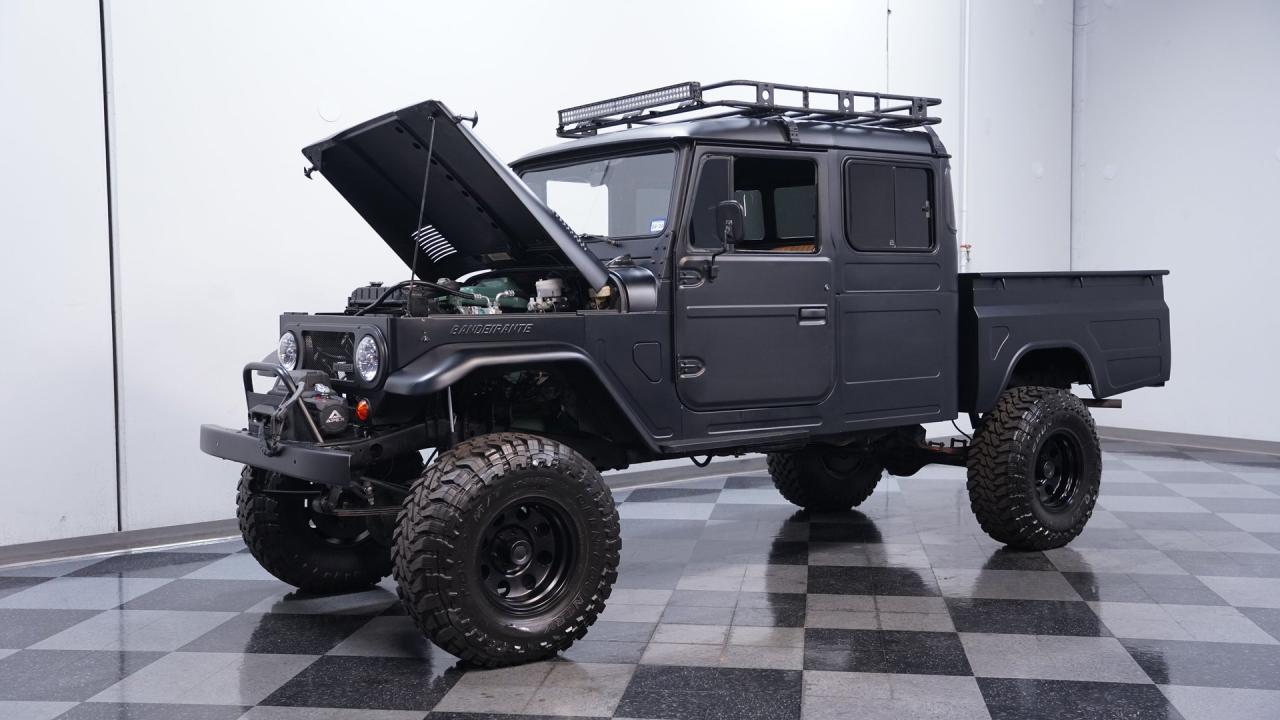 1990 Toyota Bandeirante Custom Pickup