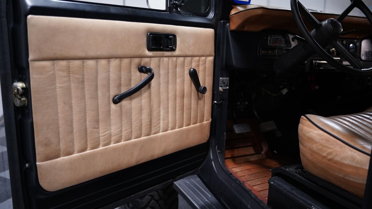 1990 Toyota Bandeirante Custom Pickup