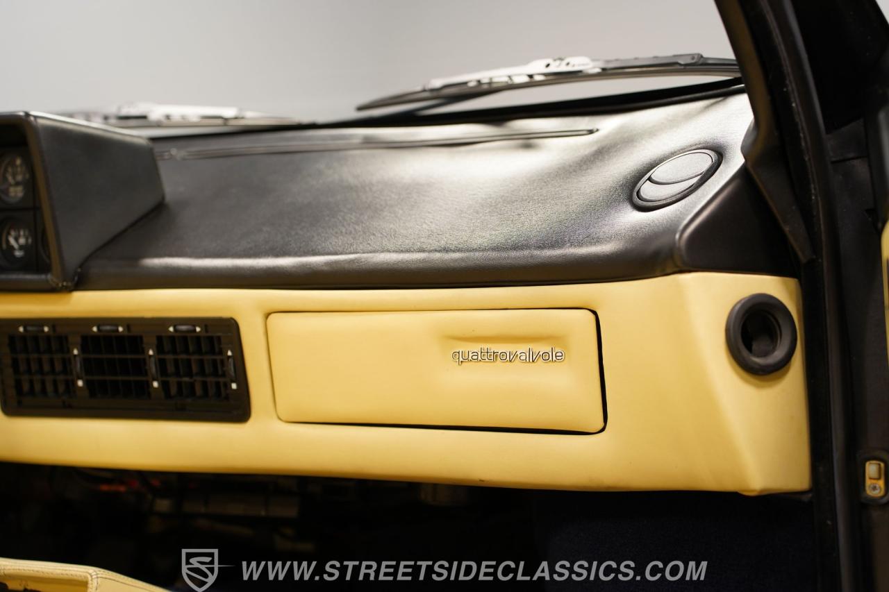 1985 Ferrari Mondial 3.0 QV