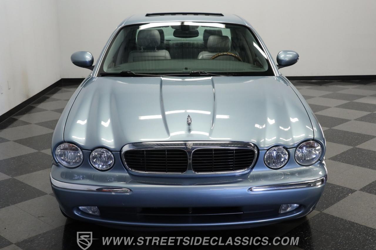 2004 Jaguar XJ8