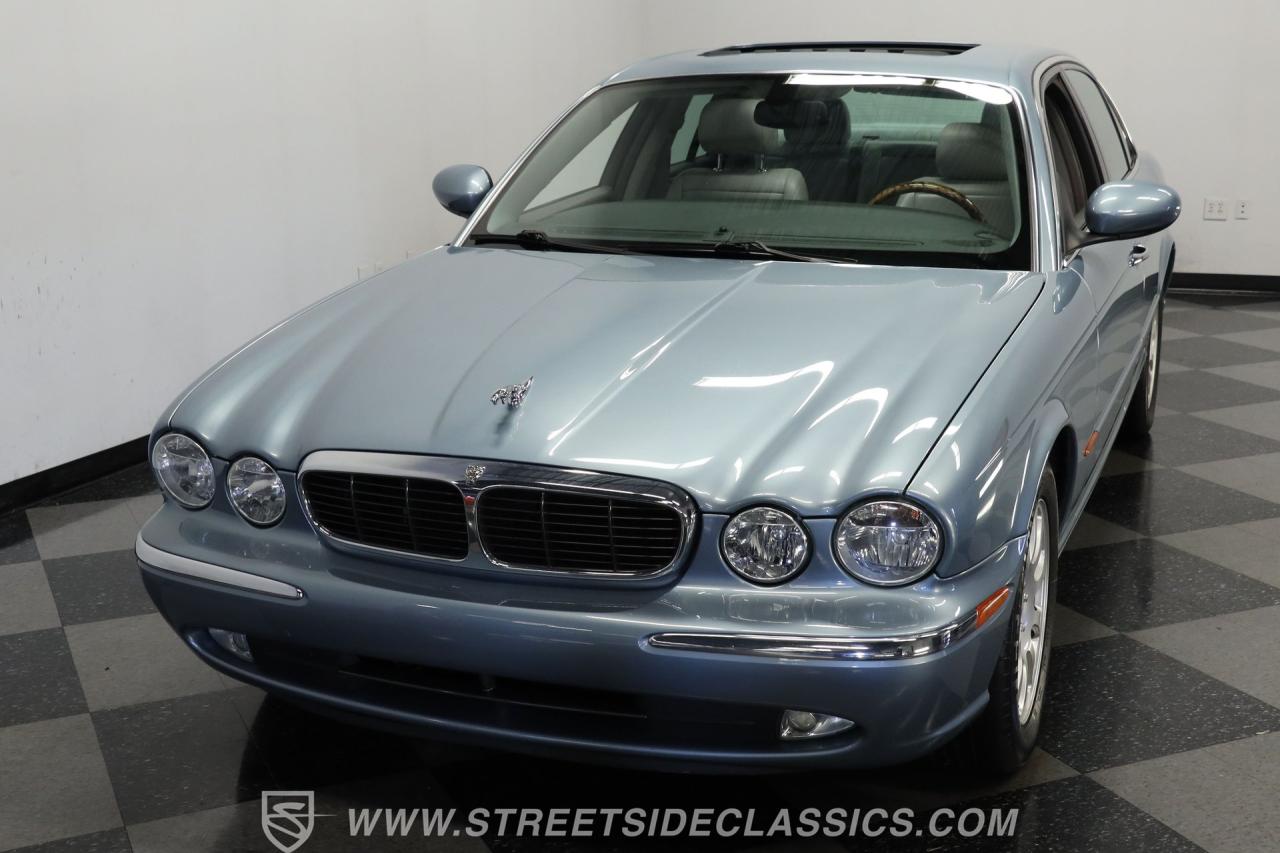 2004 Jaguar XJ8