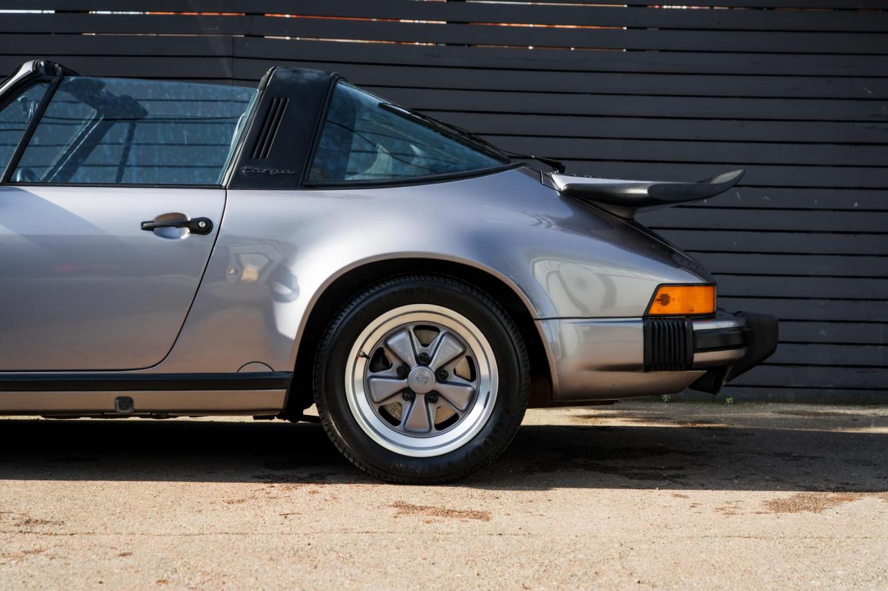 1988 Porsche 911 Targa Commemorative ED