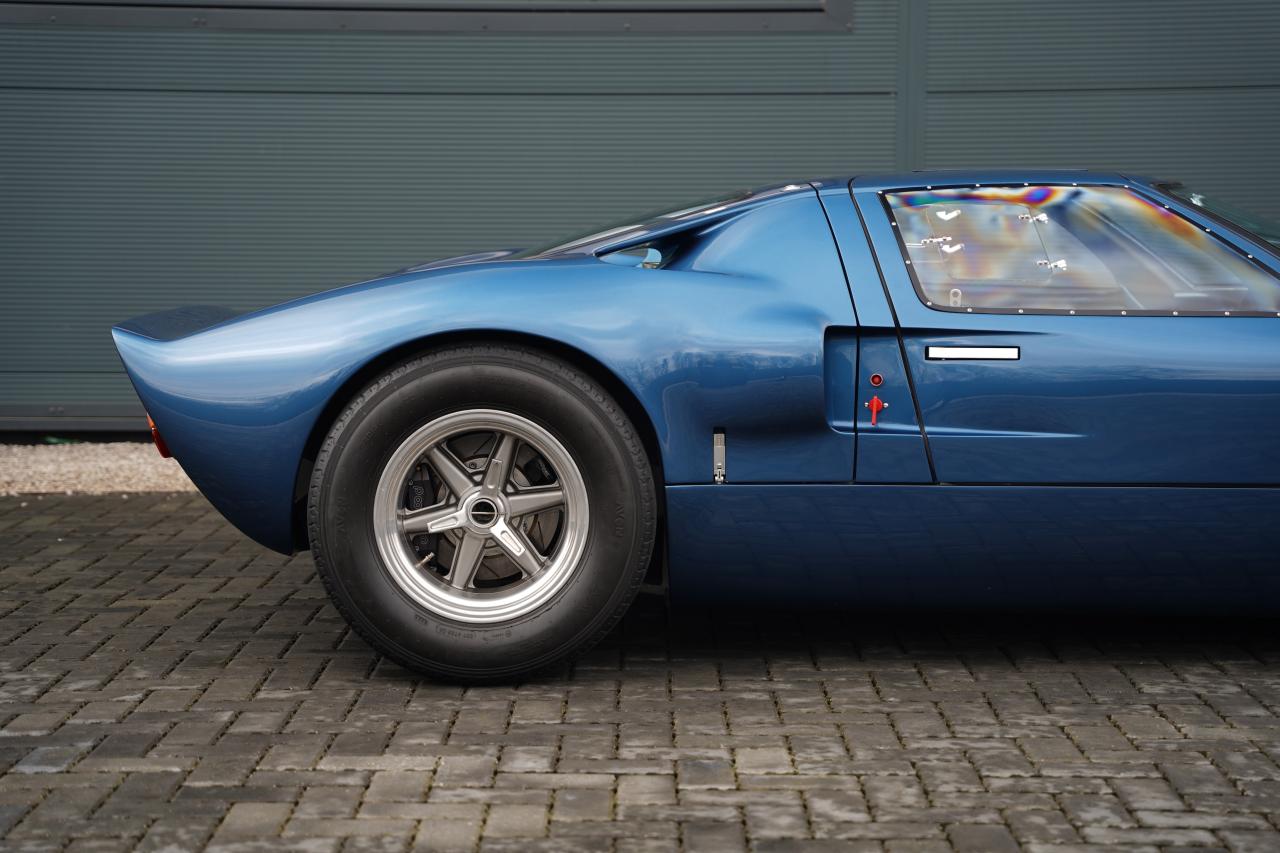 2021 Ford GT40