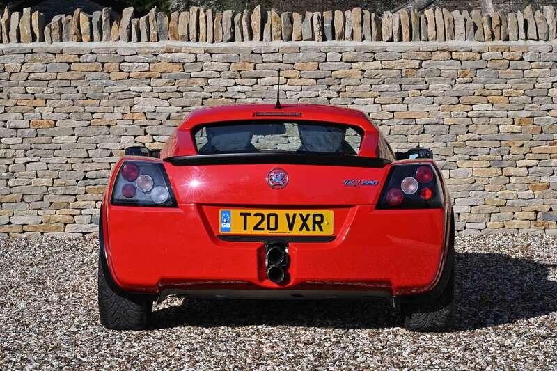 2004 Vauxhall VXR220