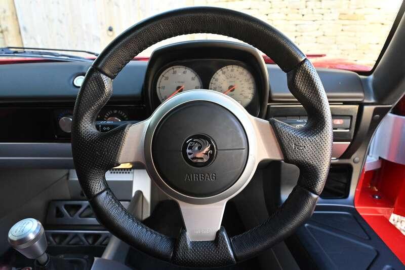 2004 Vauxhall VXR220