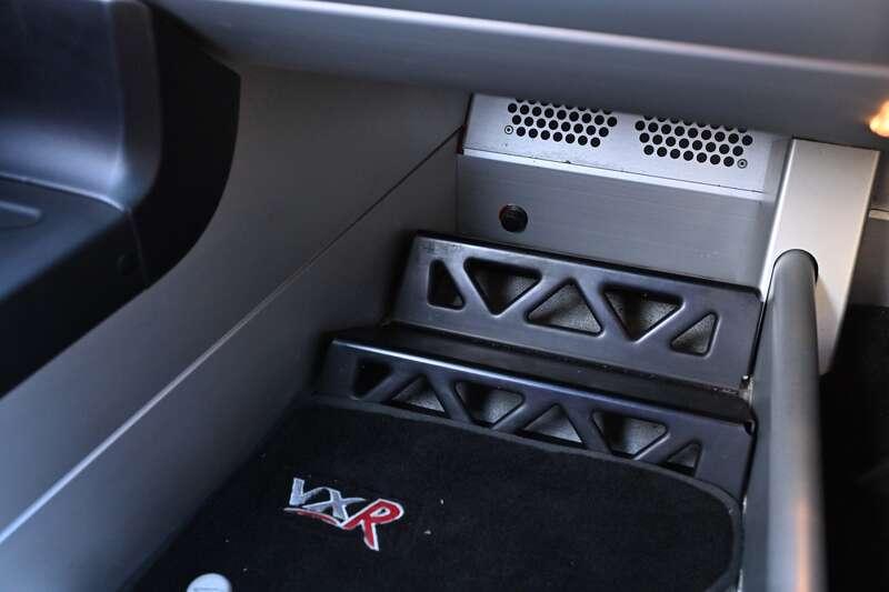 2004 Vauxhall VXR220