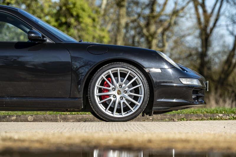 2004 Porsche 997 CARRERA 2 S TIP S
