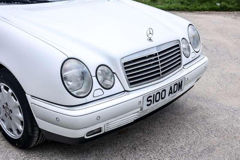 1998 Mercedes - Benz E240