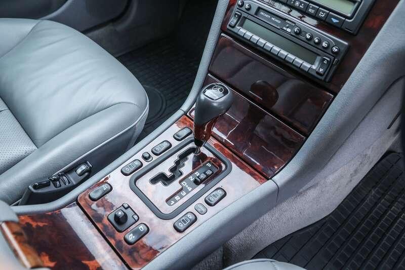 1998 Mercedes - Benz E240
