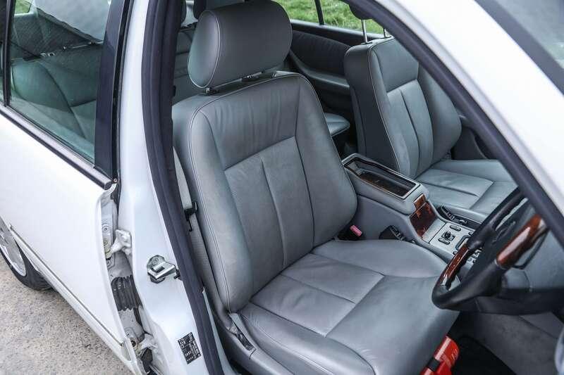 1998 Mercedes - Benz E240