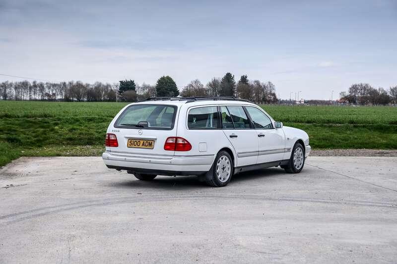 1998 Mercedes - Benz E240