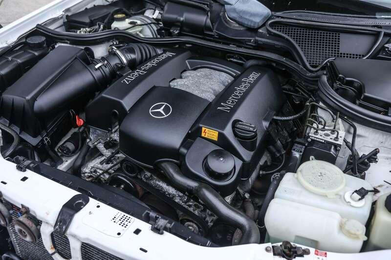 1998 Mercedes - Benz E240