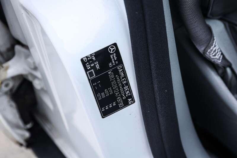 1998 Mercedes - Benz E240